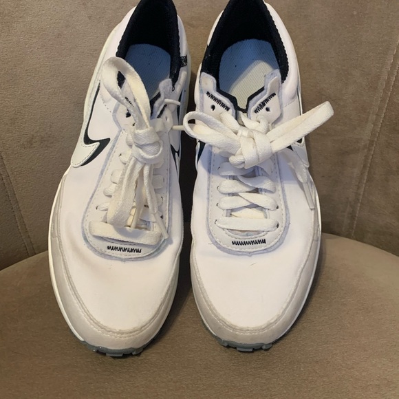 Nike Waffle SE One. Only worn 3 times in great shape. - Picture 2 of 5